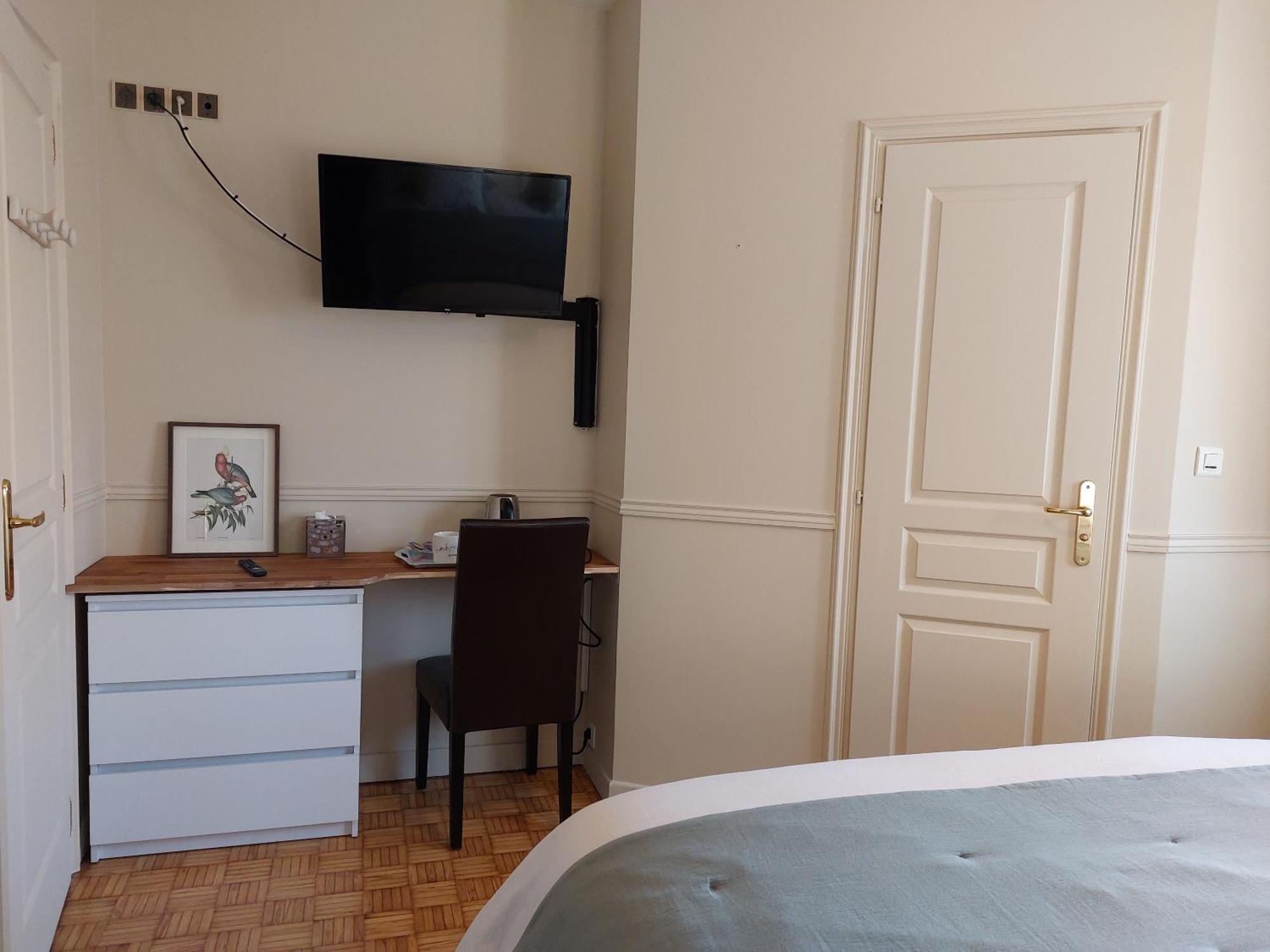 La Maison De Marie, Au Coeur De La Campagne Avec Table D'Hotes Sur Reservation Kerien Exterior photo
